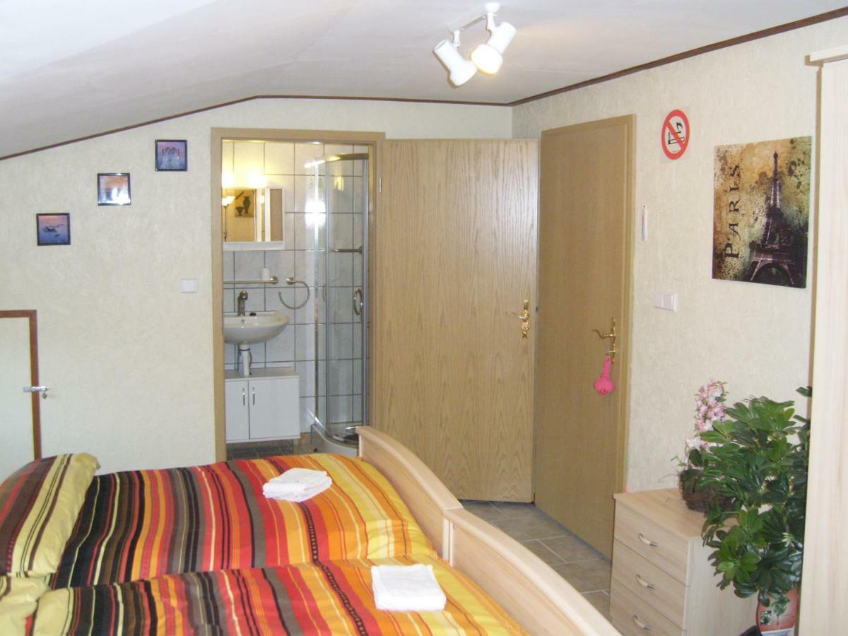 B&B Gross Methling Dargun Exterior foto